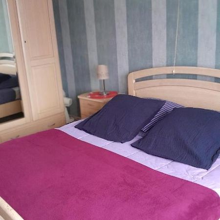 B & B Vandenbroucke Joseline Ieper Exterior foto